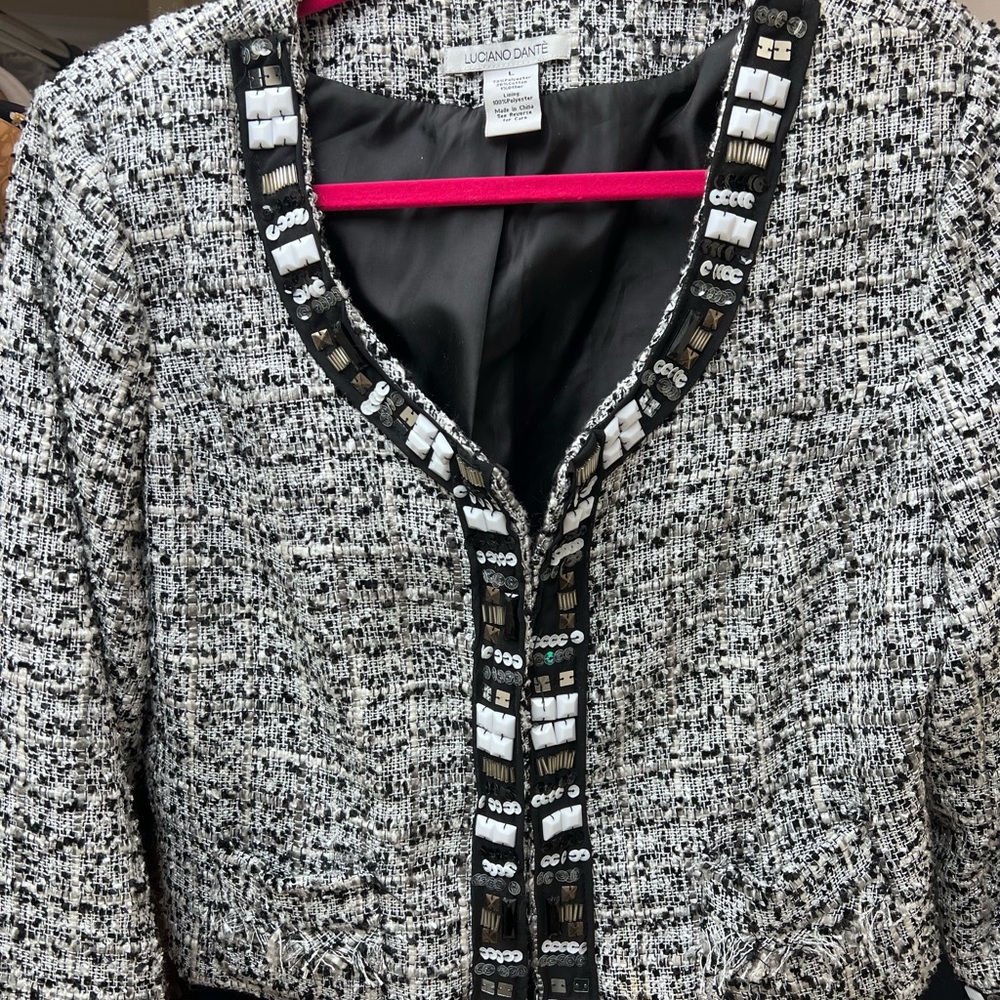 Vintage Luciano Danté Tweed Blazer with beaded color matched accents!